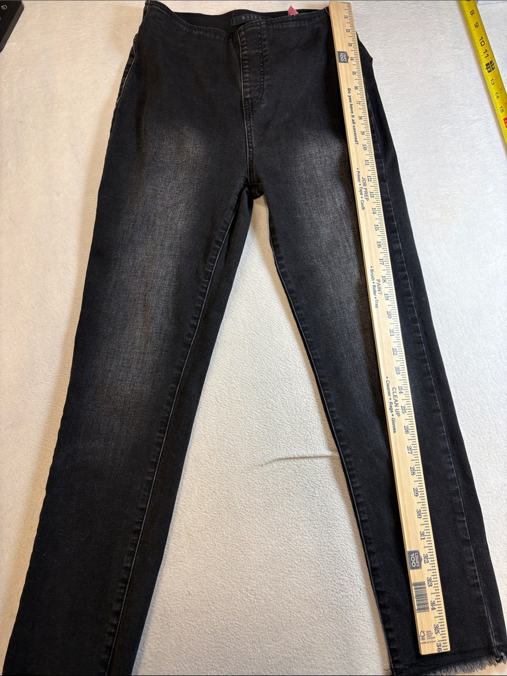 High-Rise Black Skinny Jeans with Subtle Fading